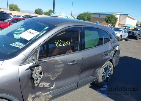 2021 Ford Escape Se Hybrid из США, поврежденный, VIN 1FMCU0BZ8MUA09195